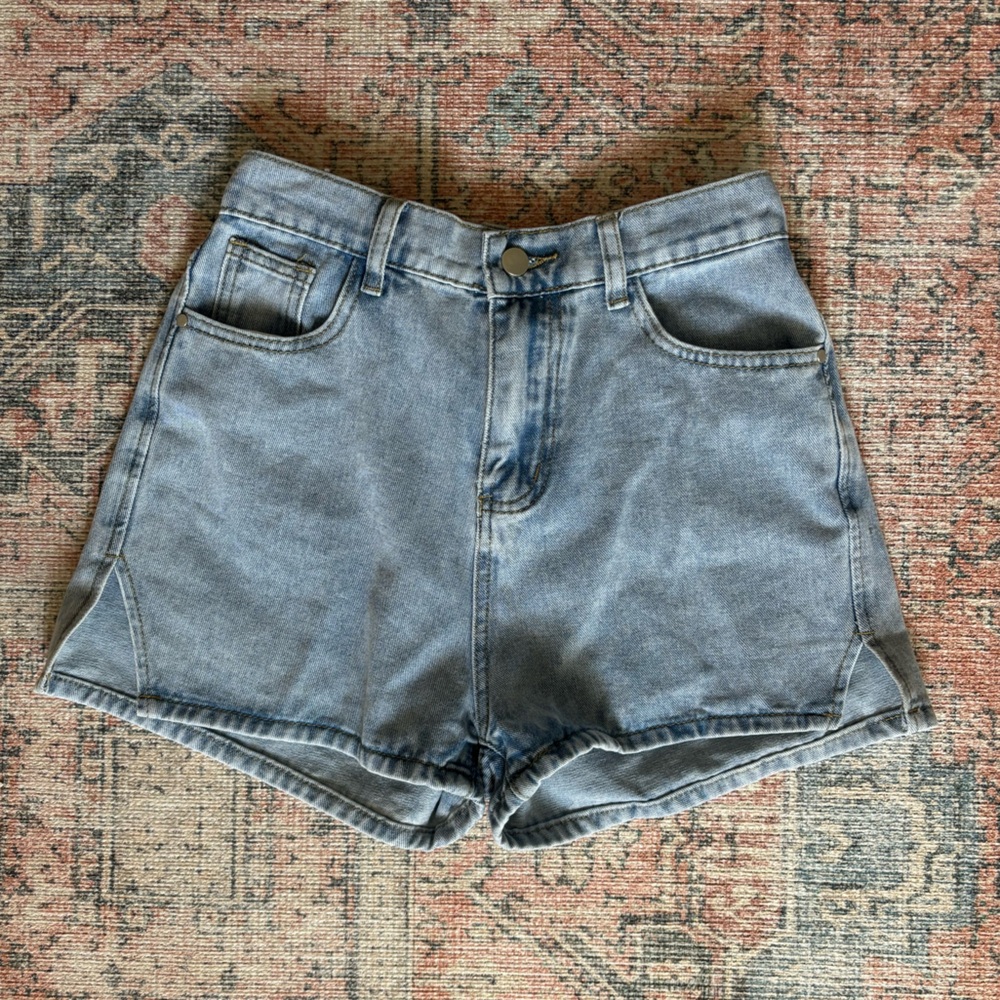 high waisted denim shorts